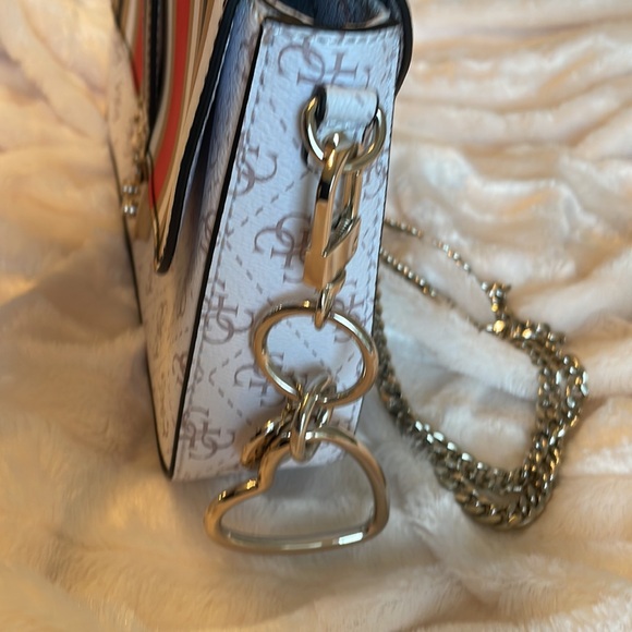 Guess chain strap purse - Picture 13 of 13